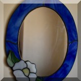 DM04. Mirror with stained glass frame. 